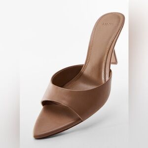 MANGO size 38 kitten mule